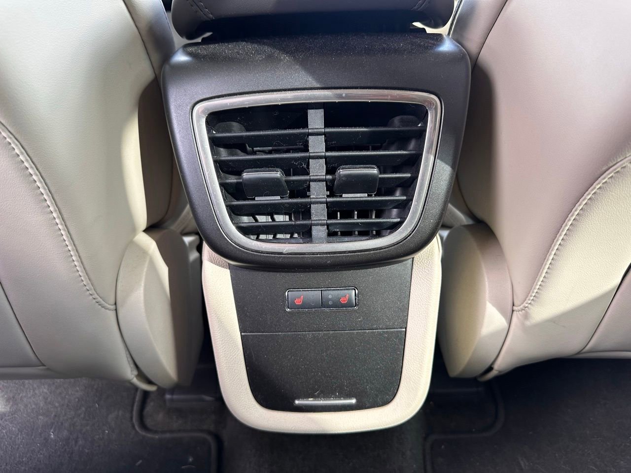 Used 2016 Lincoln MKX Reserve w/ Climate Package image 21