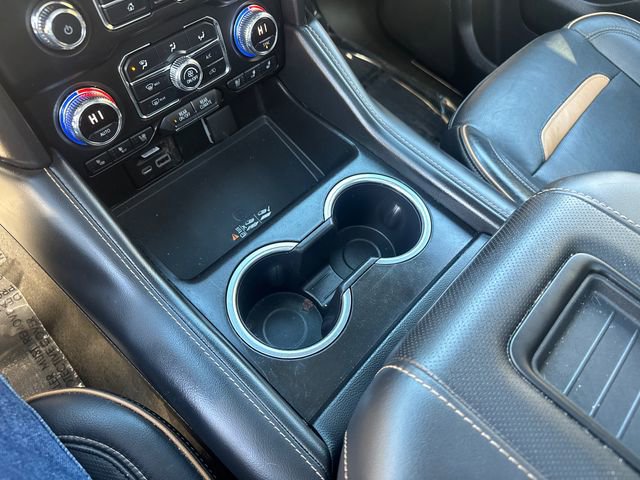 Used 2021 GMC Yukon XL AT4 image 39