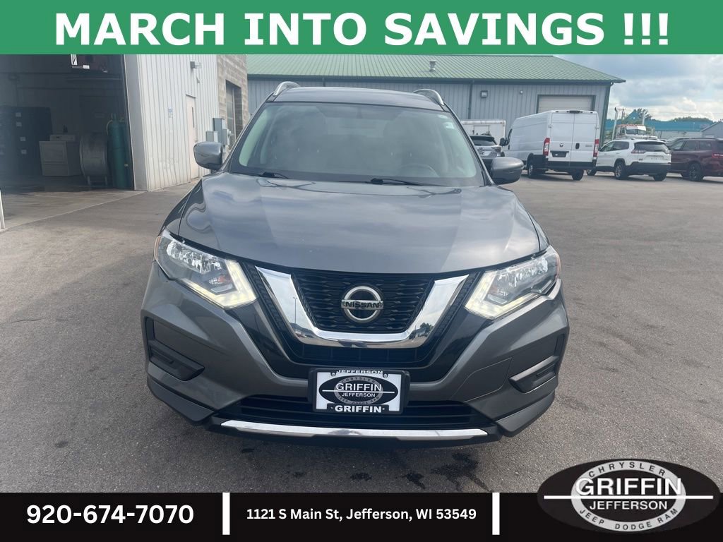 Used 2018 Nissan Rogue SV image 6