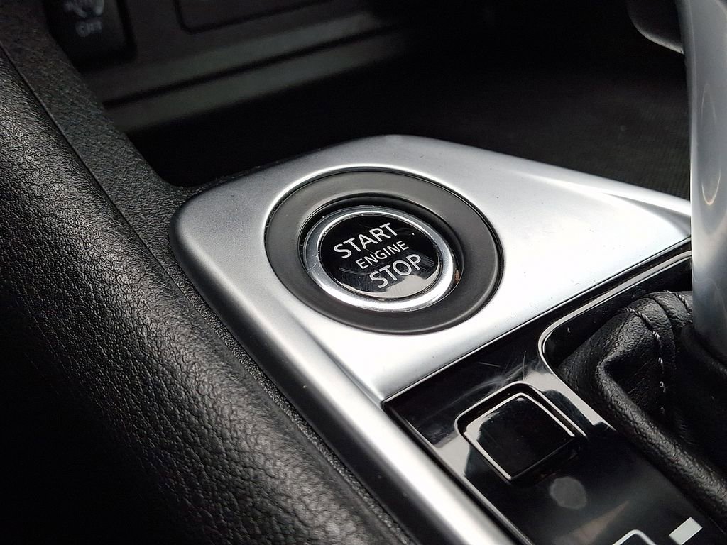 Used 2024 Nissan Sentra SV image 24