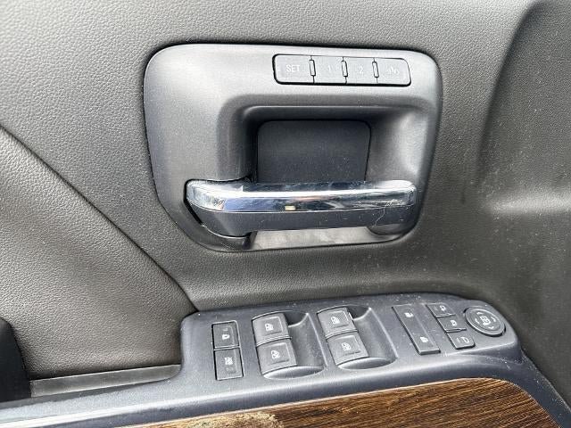 Used 2019 GMC Sierra 2500 Denali w/ Duramax Plus Package AWD/4WD image 24
