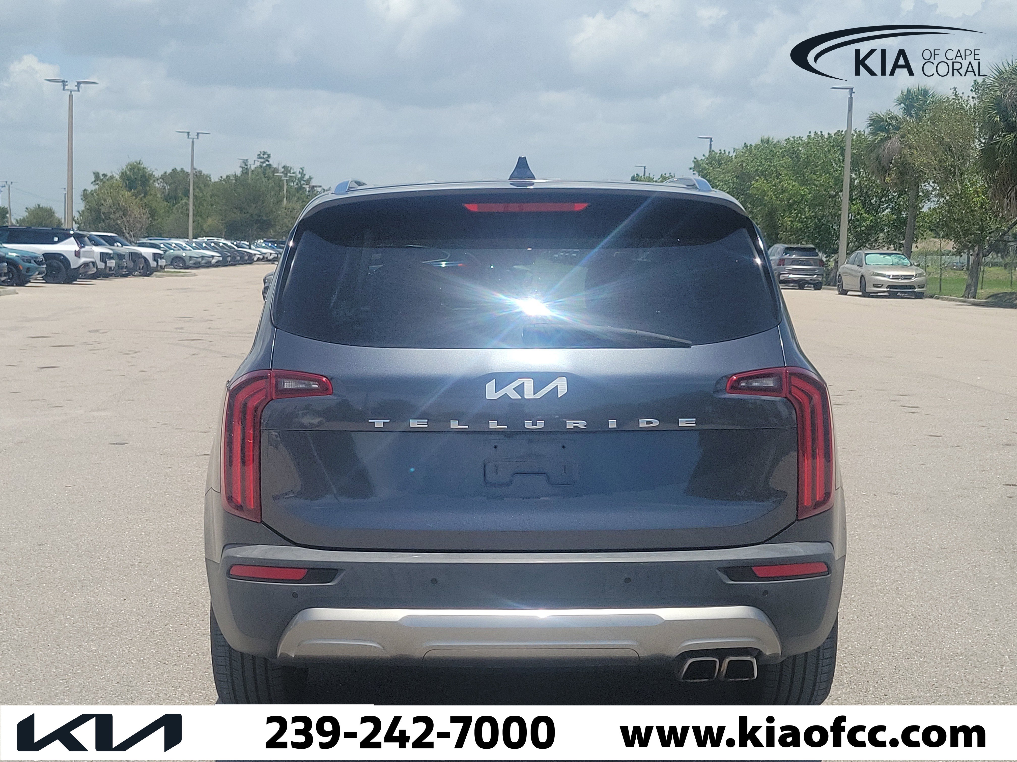 Certified 2022 Kia Telluride EX w/ EX Premium Package FWD image 5