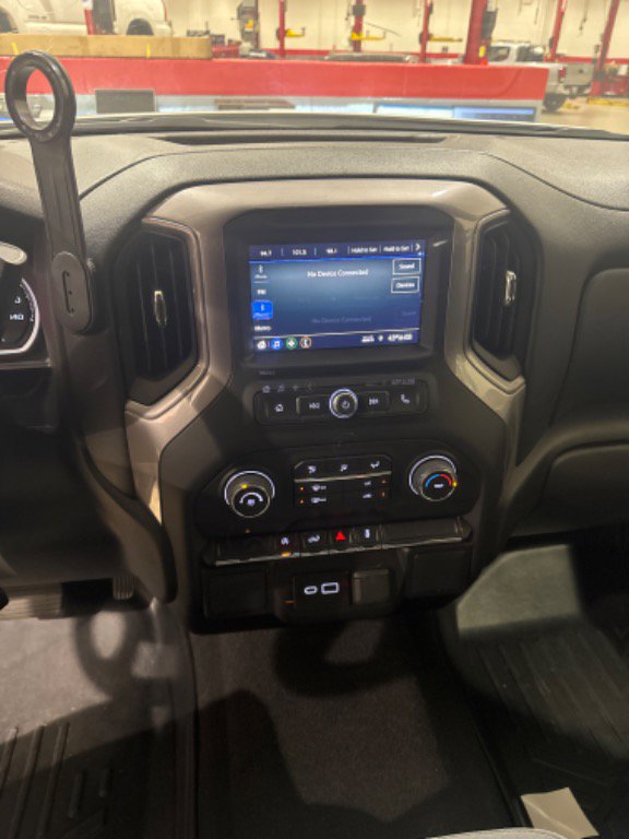 Used 2022 Chevrolet Silverado 1500 Custom image 48