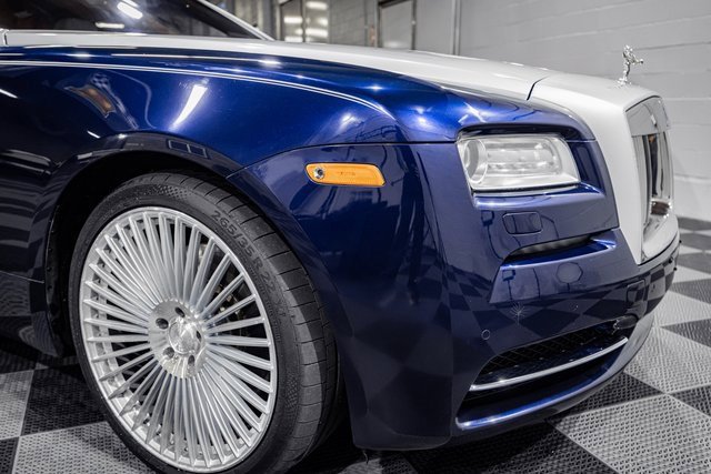 Used 2014 Rolls-Royce Wraith image 14