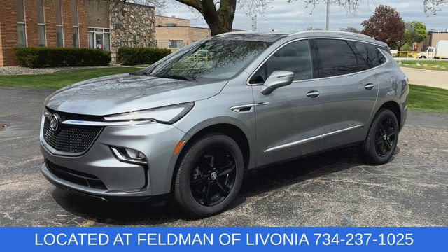 Certified 2024 Buick Enclave Essence w/ Sport Touring Edition FWD image 4