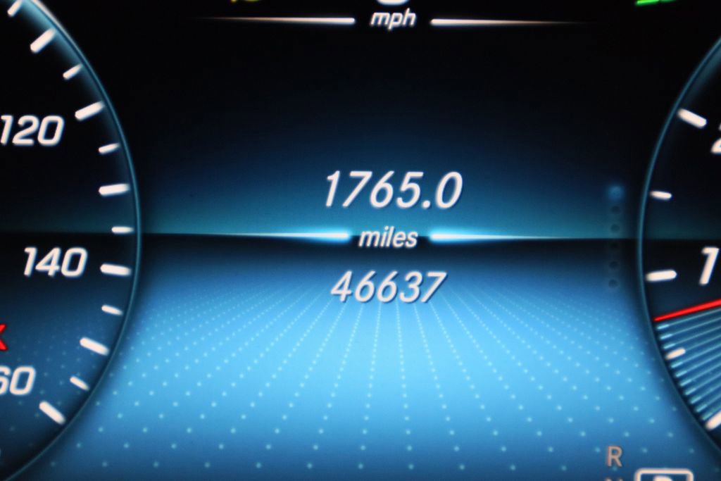 Used 2020 Mercedes-Benz GLC 300 image 42