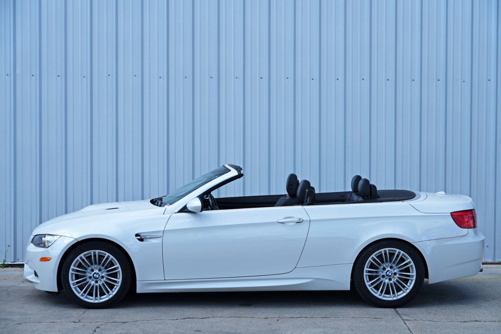 Used 2012 BMW M3 Convertible image 38
