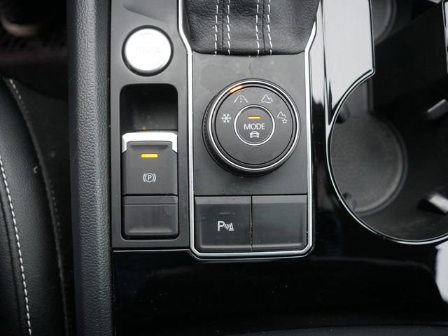 Certified 2022 Volkswagen Atlas SE w/ Panoramic Sunroof Package image 34