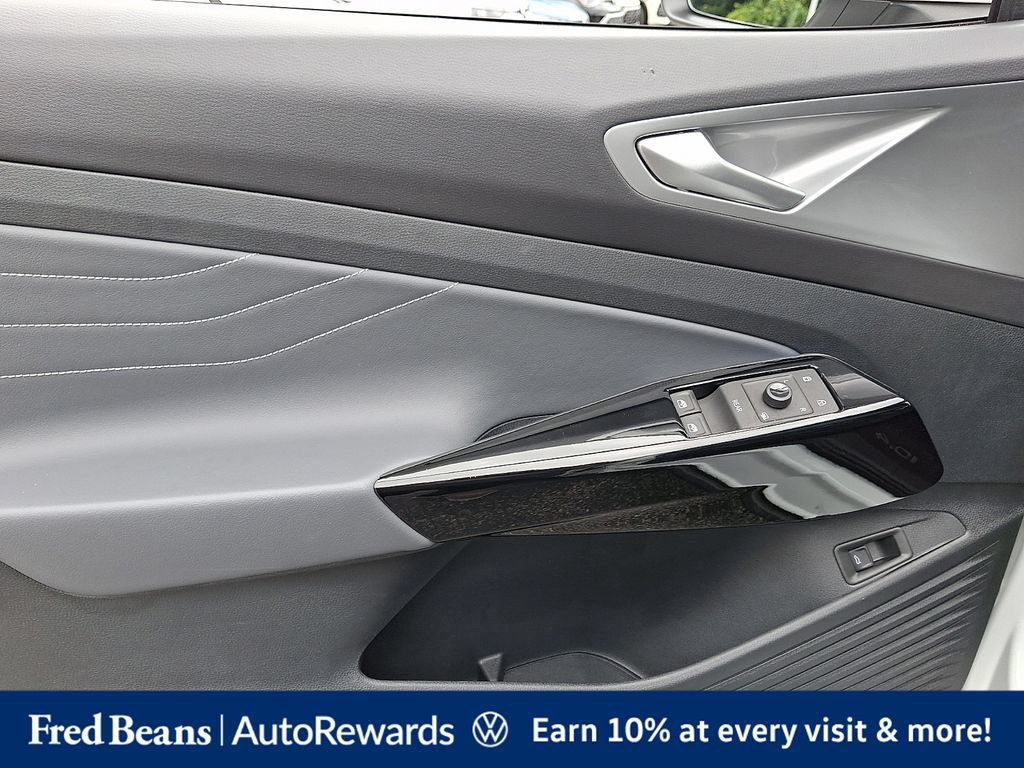 Certified 2023 Volkswagen ID.4 Pro S AWD/4WD image 16