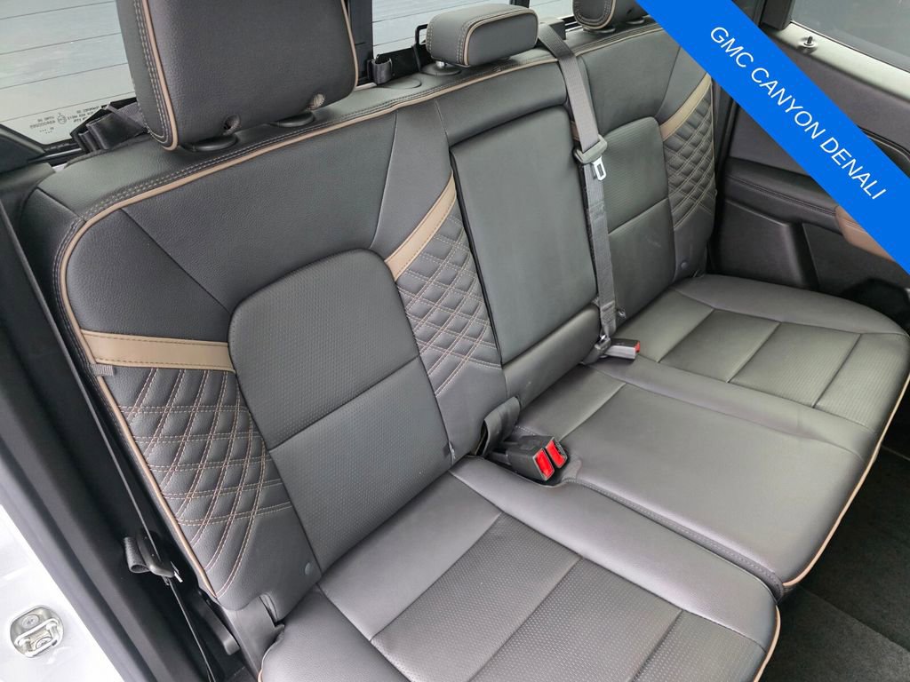 Used 2023 GMC Canyon Denali AWD/4WD image 25