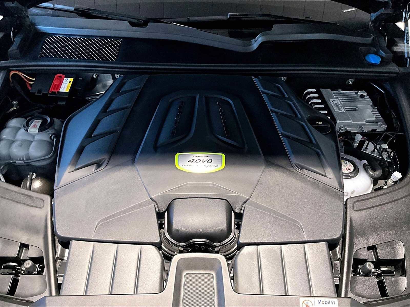 Used 2023 Porsche Cayenne Turbo S image 24