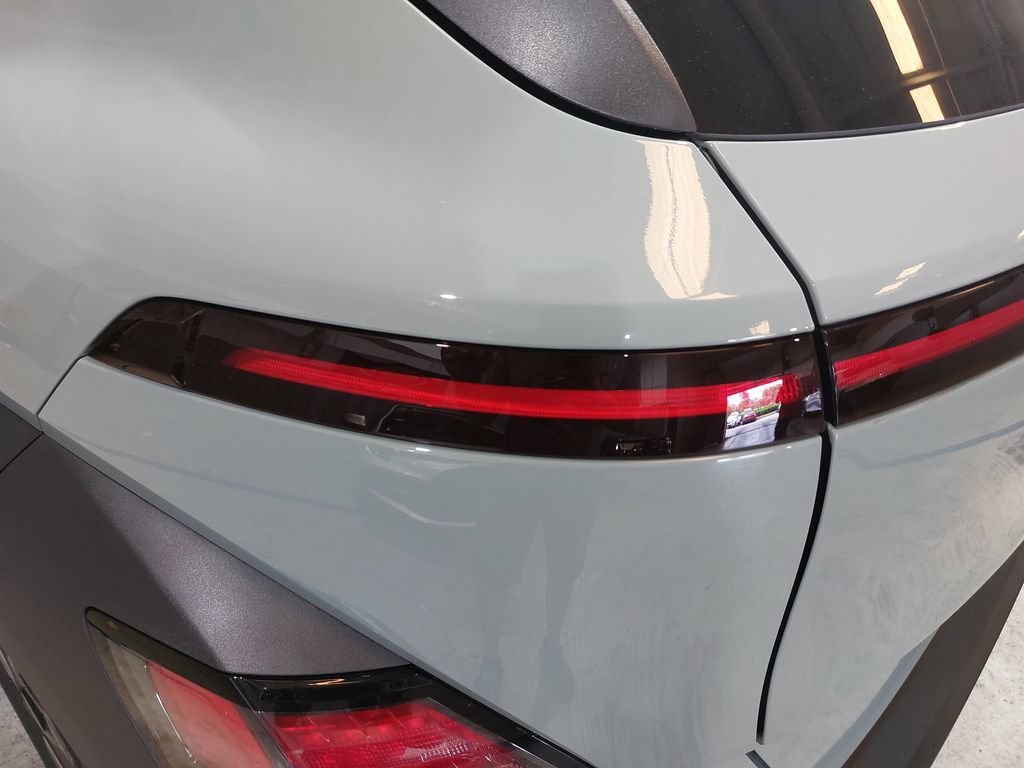 Certified 2025 Hyundai Kona SEL FWD image 33