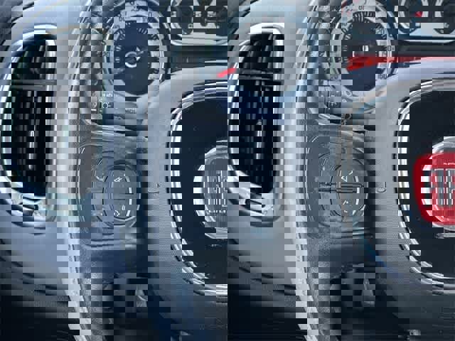 Used 2014 FIAT 500L Easy image 8