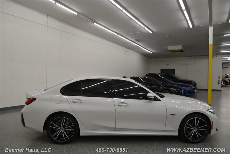 Used 2023 BMW 330e w/ M Sport Package RWD image 10