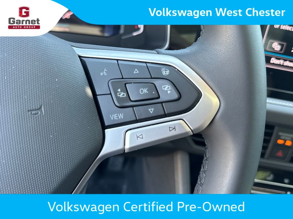Used 2025 Volkswagen Jetta SEL FWD image 39