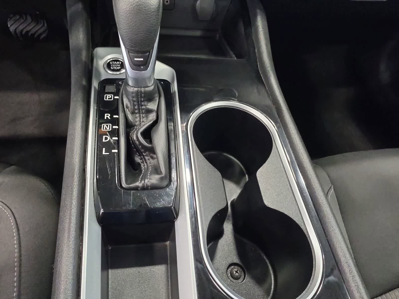 Used 2024 Nissan Altima 2.5 SV FWD image 20
