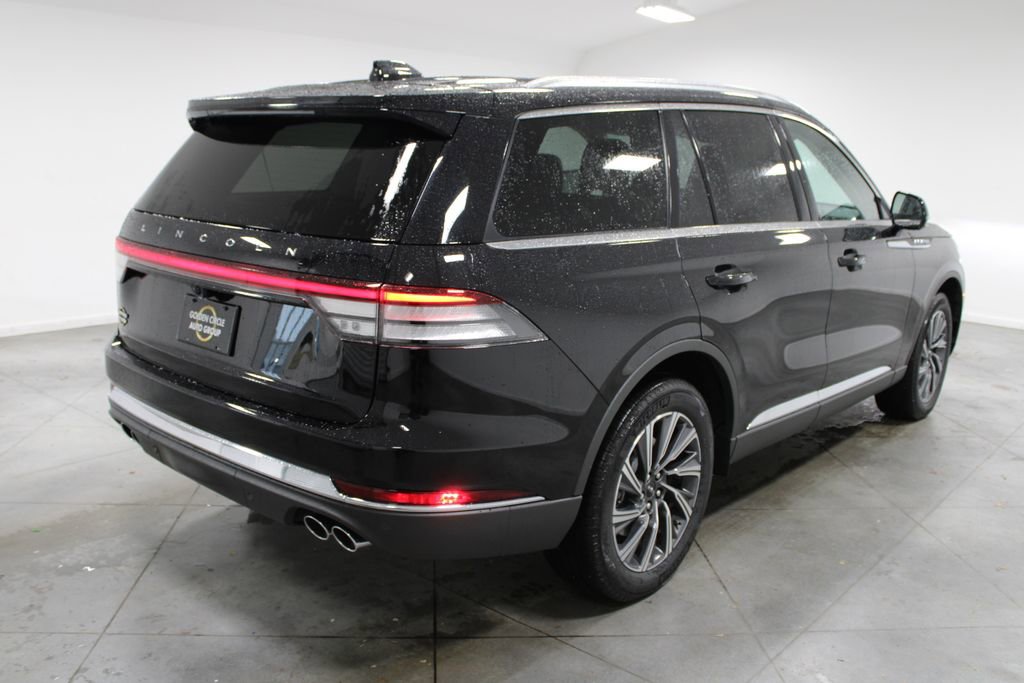 New 2026 Lincoln Aviator AWD image 8