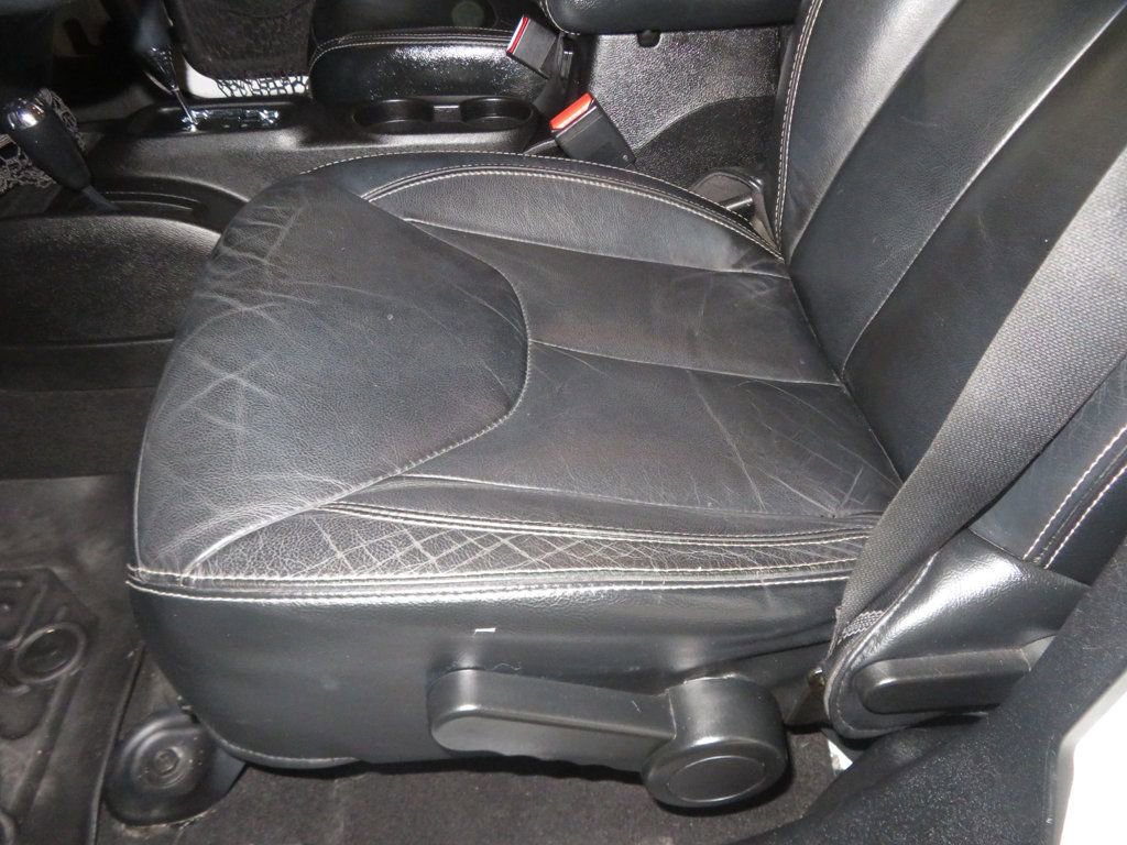 Used 2014 Jeep Wrangler Unlimited Sahara AWD/4WD image 18