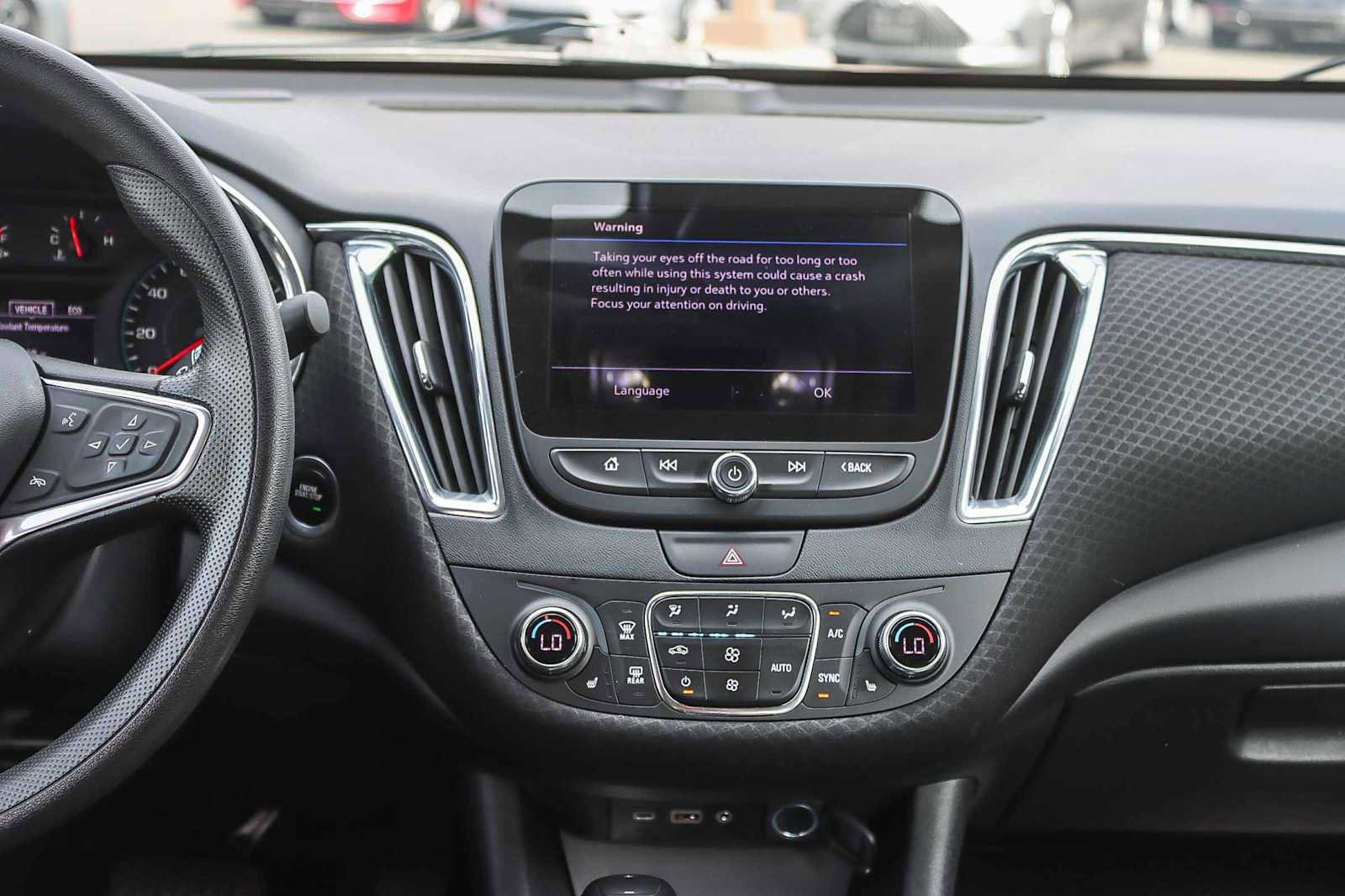 Used 2019 Chevrolet Malibu LT w/ Driver Confidence Package II image 11