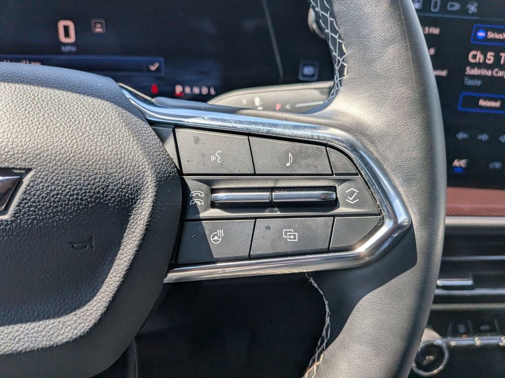 Used 2025 Chevrolet Traverse Z71 w/ Driver Confidence Package image 21