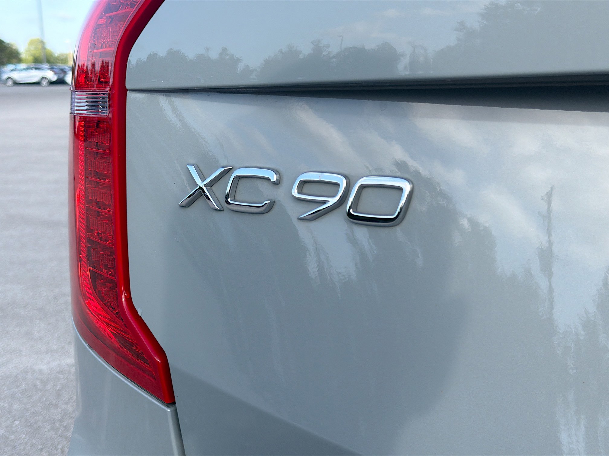 Used 2024 Volvo XC90 B6 Plus AWD/4WD image 11