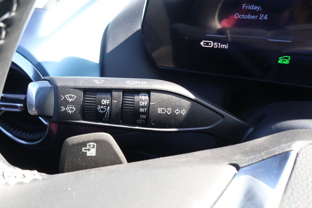 New 2026 Chevrolet Equinox EV LT image 24