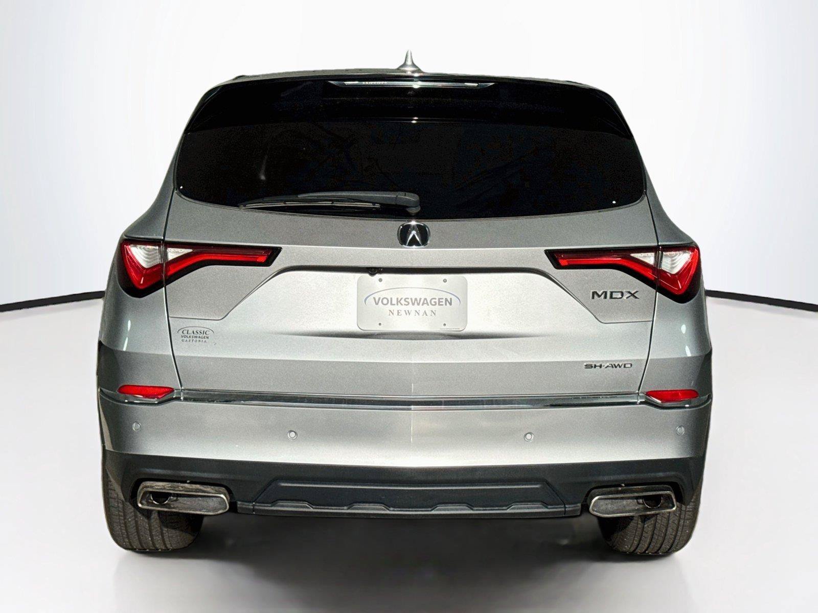 Used 2024 Acura MDX w/ Technology Package AWD/4WD image 5