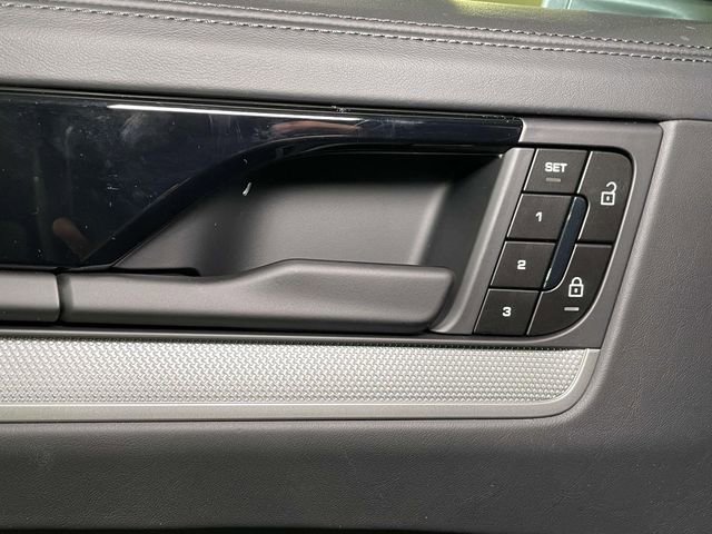 New 2026 Porsche Cayenne S image 38