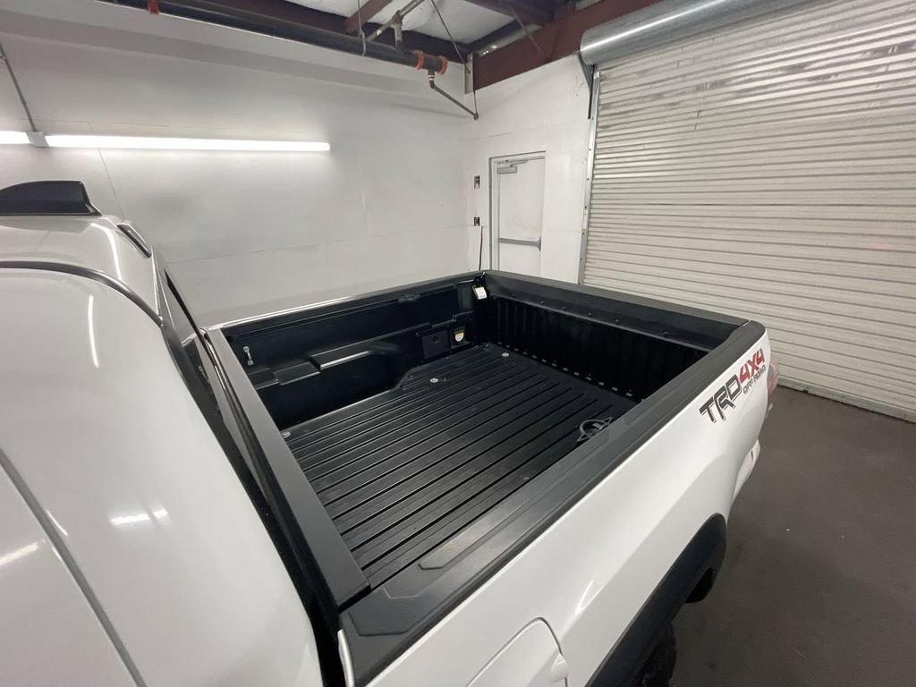 Used 2023 Toyota Tacoma TRD Off-Road image 23