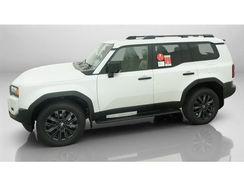 New 2027 Toyota Land Cruiser w/ Premium Package AWD/4WD image 2