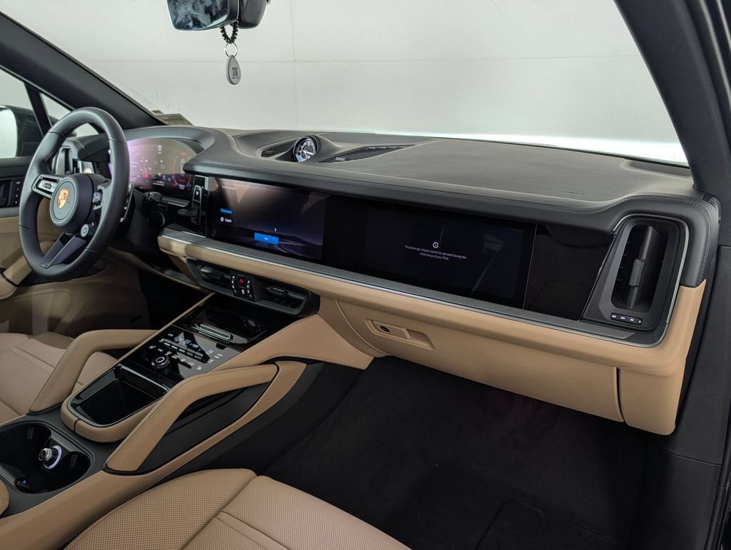 New 2026 Porsche Cayenne S AWD/4WD image 19