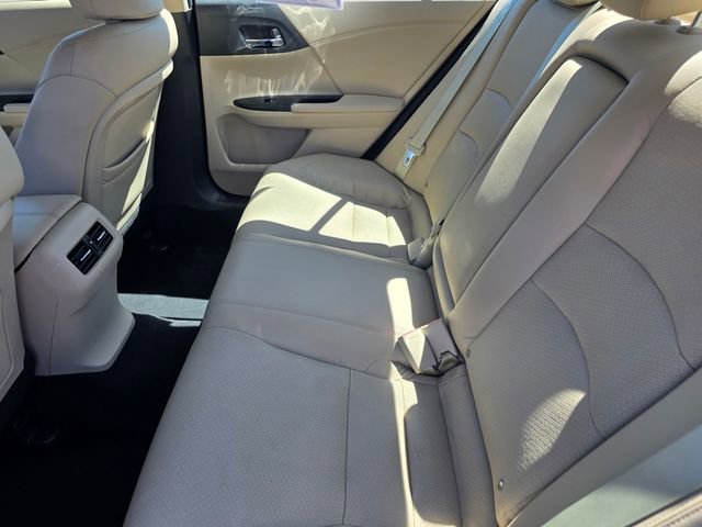 Used 2014 Honda Accord Touring image 9