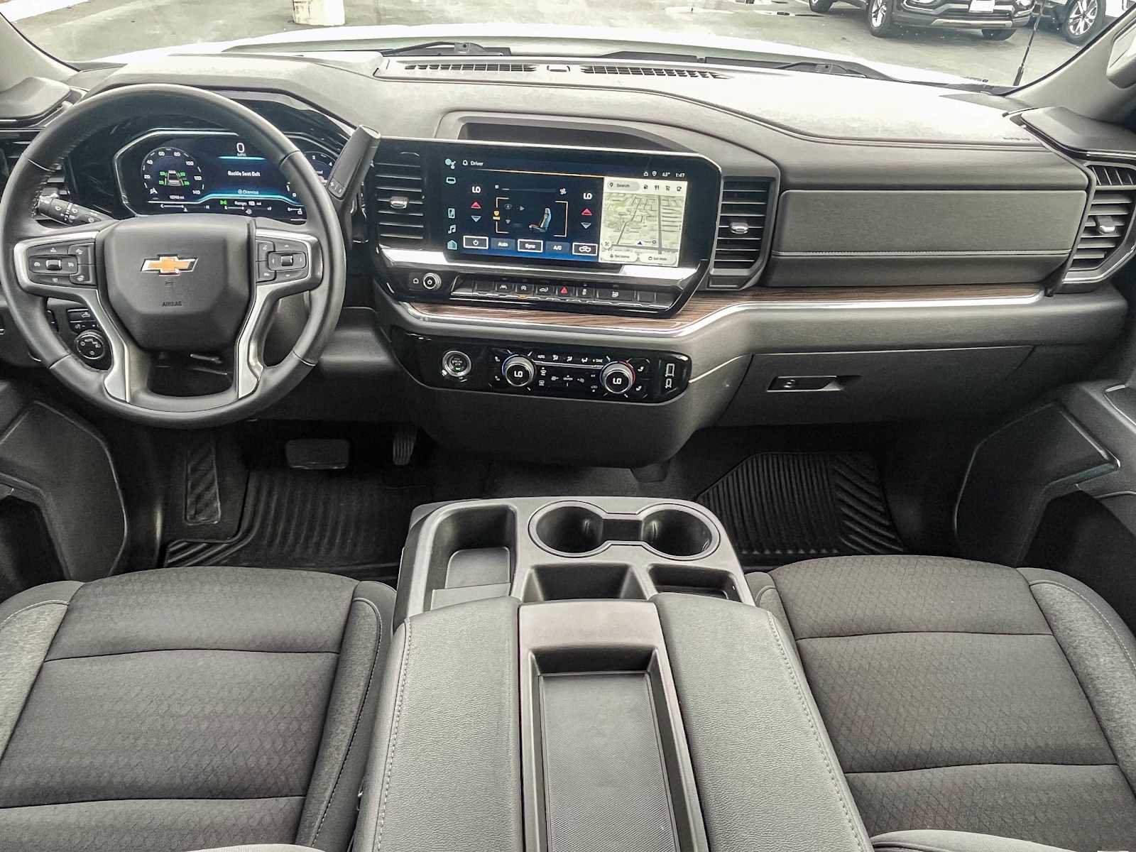 Used 2024 Chevrolet Silverado 1500 LT image 11