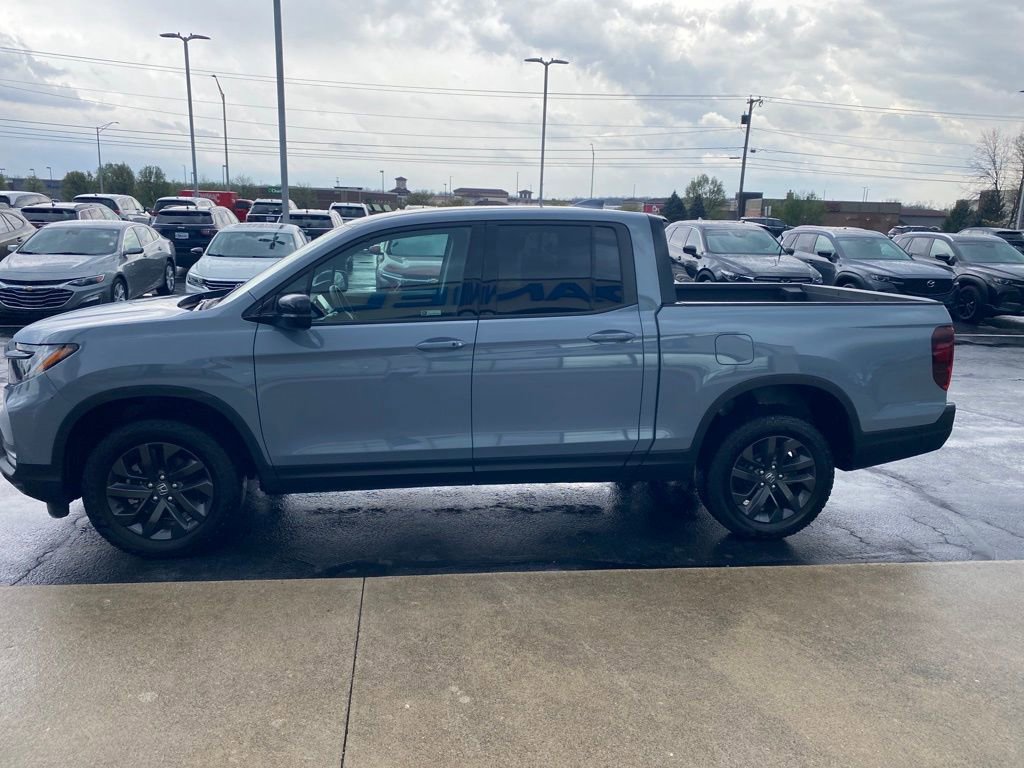 Used 2024 Honda Ridgeline Sport image 4