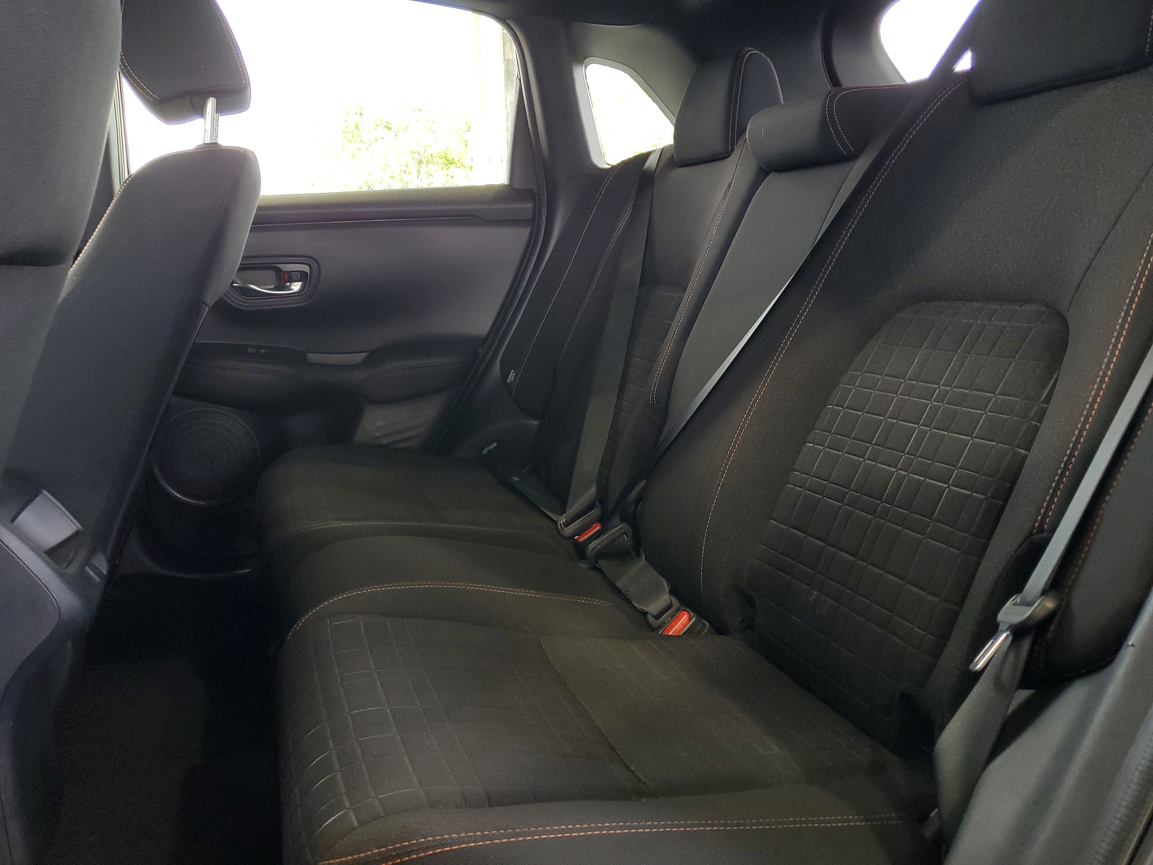 Used 2024 Honda HR-V Sport image 8