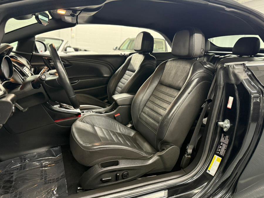 Used 2016 Buick Cascada Premium image 20