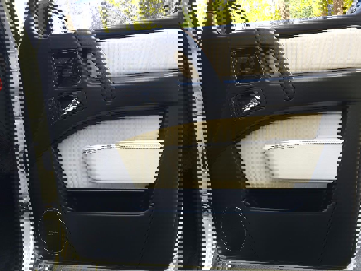 Used 2015 Mercedes-Benz G 550 image 24