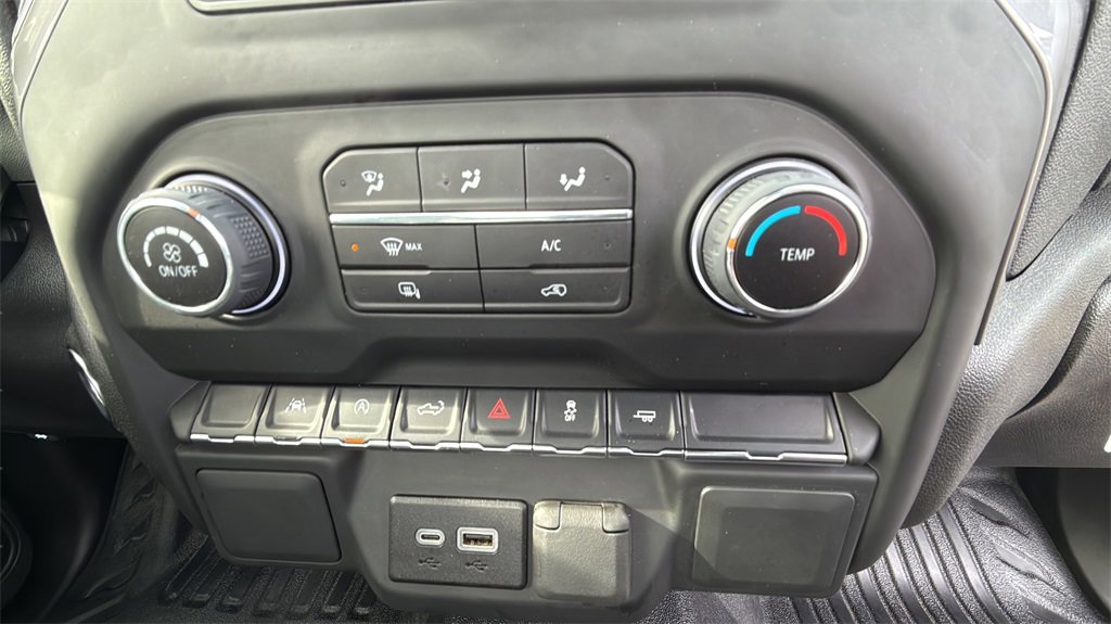 Used 2024 Chevrolet Silverado 1500 W/T w/ WT Fleet Convenience Package image 15