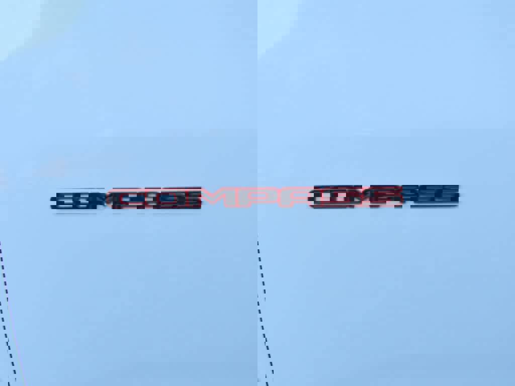 Used 2024 Jeep Compass Trailhawk image 7