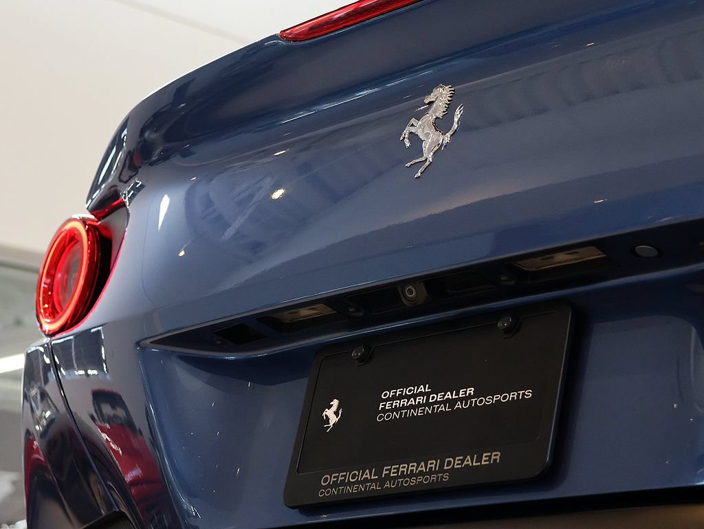 Certified 2020 Ferrari Portofino RWD image 54