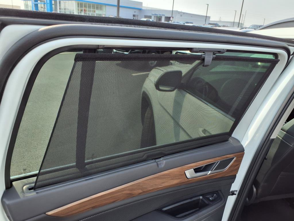 Used 2025 Volkswagen Atlas SE image 26