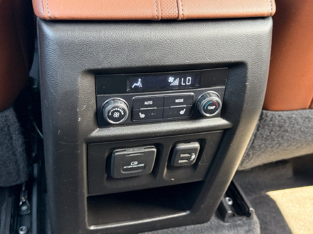 Used 2019 Chevrolet Traverse High Country AWD/4WD image 18