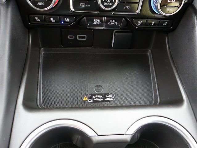 Used 2022 GMC Yukon SLT w/ SLT Premium Package image 37