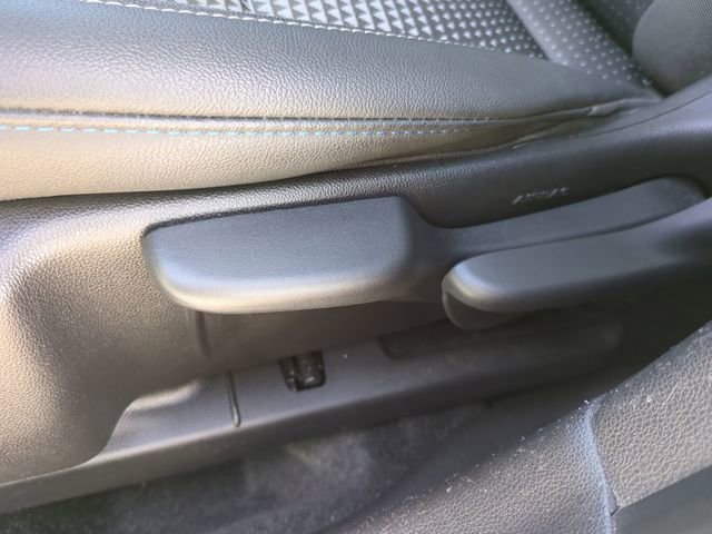 Certified 2024 Chevrolet Trax LT w/ Sunroof Package image 21