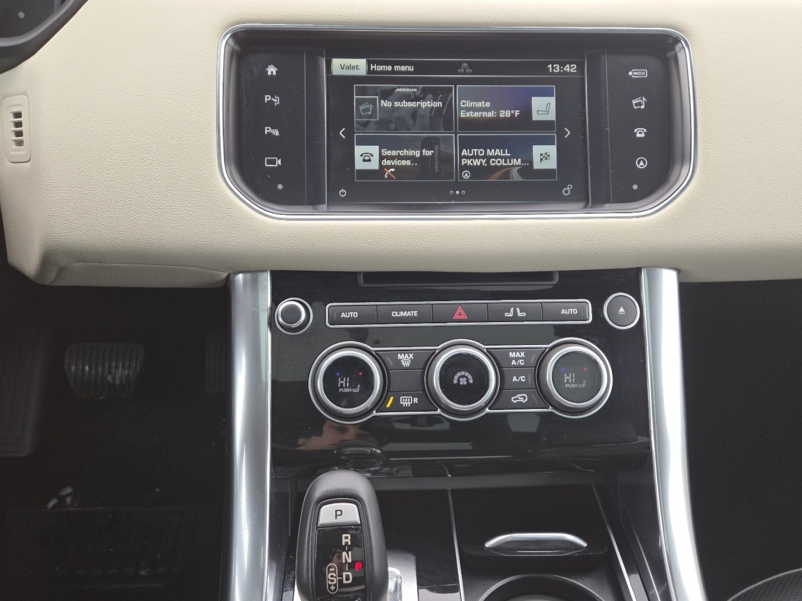 Used 2016 Land Rover Range Rover Sport HSE image 27