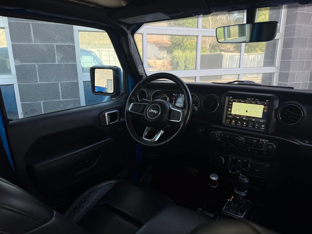 Used 2023 Jeep Gladiator Overland AWD/4WD image 41