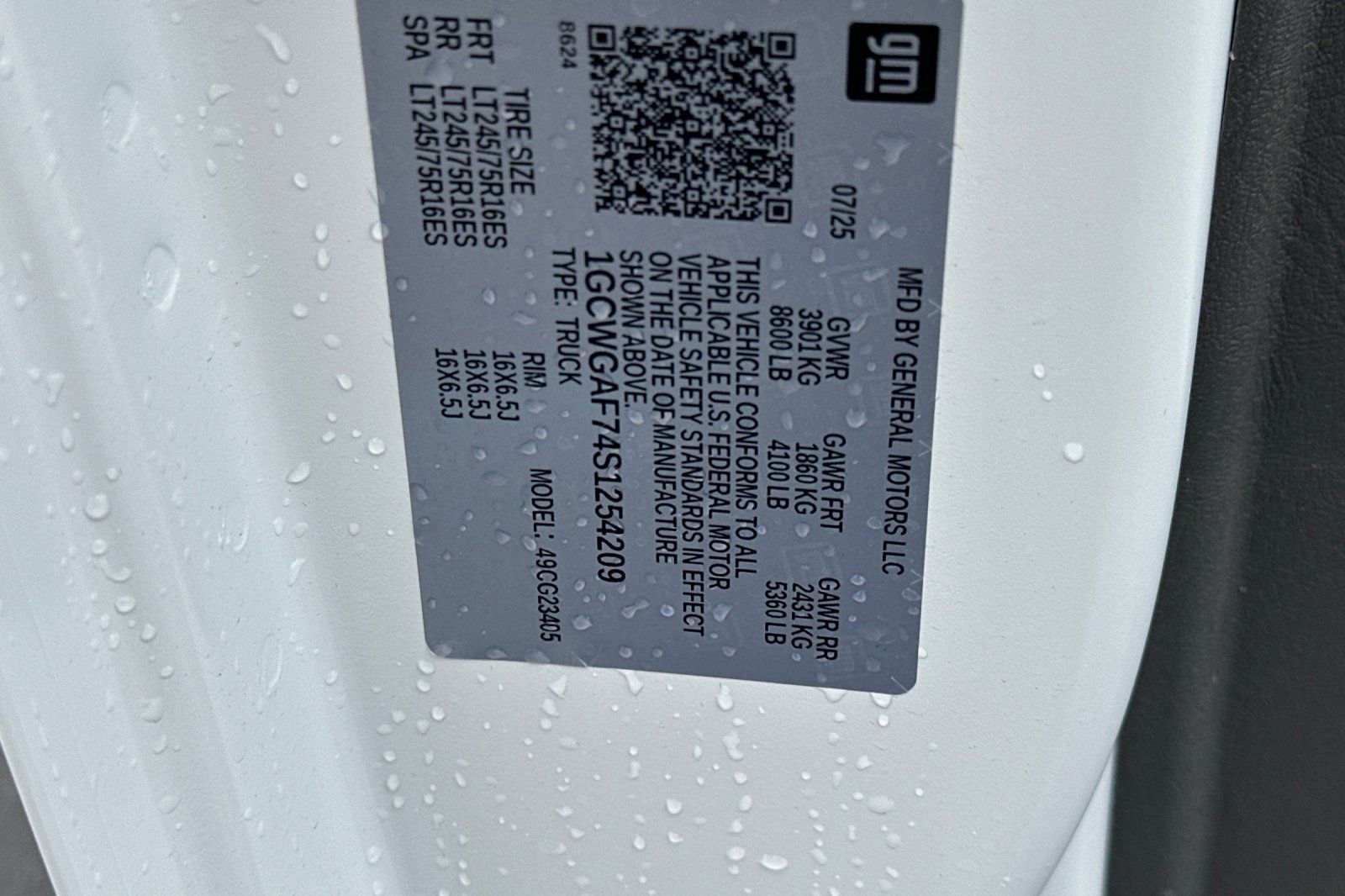 New 2025 Chevrolet Express 2500 w/ Driver Convenience Package image 26