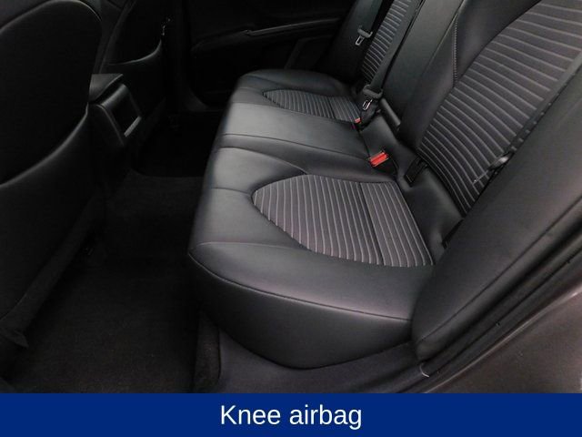 Used 2024 Toyota Camry SE image 27