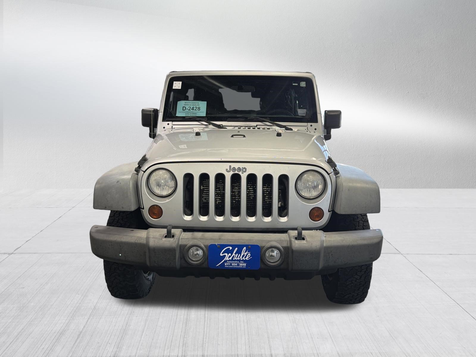 Used 2012 Jeep Wrangler Unlimited Sport AWD/4WD image 2