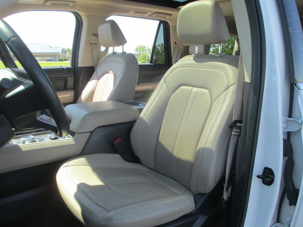 Used 2022 Ford Expedition Max Limited AWD/4WD image 22